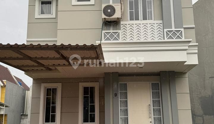 Rumah Bagus Semi Furnished di Cluster Malibu Village Gading Serpong, Tangerang