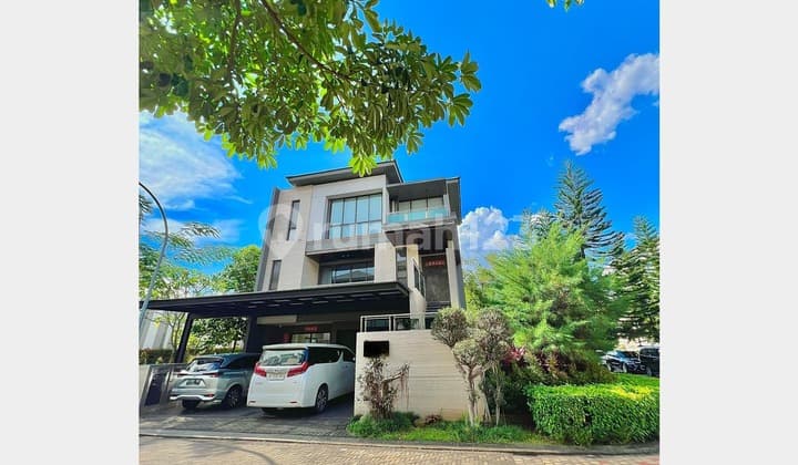 Translated to English:
"For Sale Luxury Full Furnished Standalone House Keia - The Zora BSD"