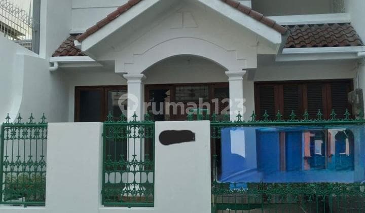 Rumah Bagus 2 Lantai di Radio Dalam, Jakarta Selatan