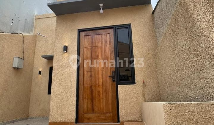 Rumah Modern Minimalis Di Medang Lestari, Dekat Ke Gading Serpong