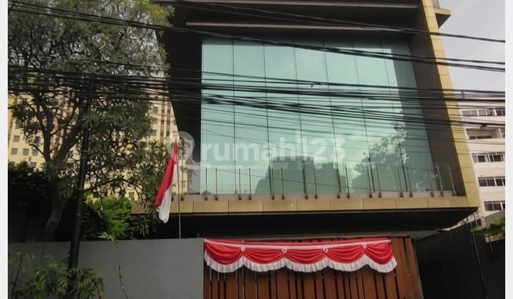 Gedung Dijual Cepat di Cik Ditiro Menteng, Dibawah Harga Pasar