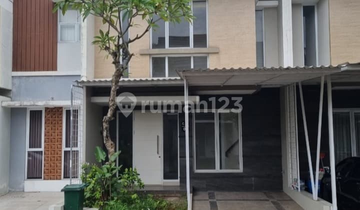 Rumah 2 Lantai Siap Huni di Citraland Cibubur