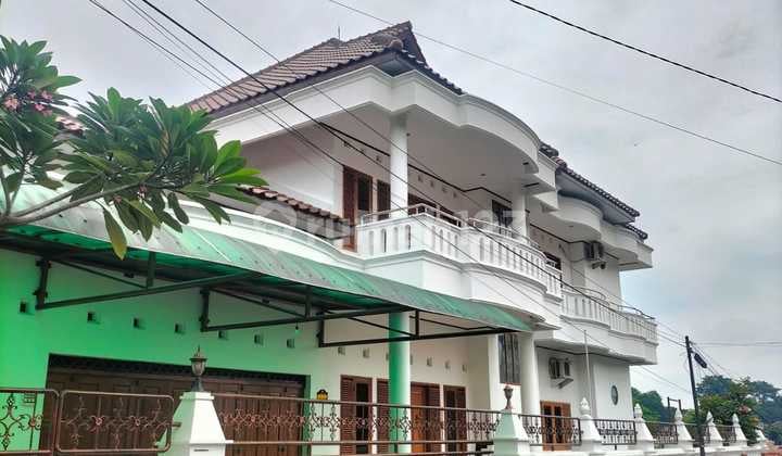 For Sale: City View Bonus House in Semarang, Central City Area