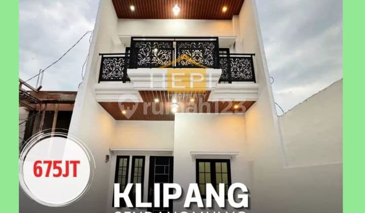 Rumah Baru Murah, 2 lantai, bonus set sofa, lokasi strategis di Semarang