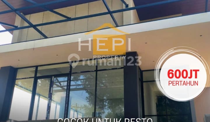 For rent, a shophouse suitable for a restaurant, 3 floors, in Gajahmungkur, ready bonus view.
