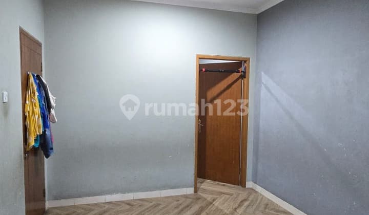 Sewa Rumah Kepa Duri Jakarta Barat Ukuran 7x15 Row Jalan 2 Mobil