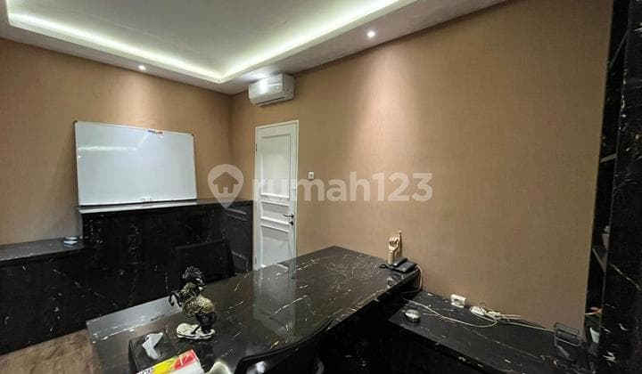 RUKAN EKSKLUSIF BGM HOEK SEWA PERLANTAI 4,5X15 POSISI DI LANTAI 3