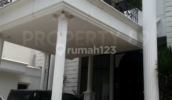Rumah Eklusif Menteng 5Lantai Private Lift Area Bagus Sudah Renov