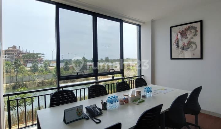 Rare Unit! Ruko Osaka Hadap Danau 2 Muka Full Furnished Office