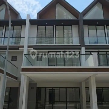 Rumah Osaka Residence PIK2 Disewa Brand New Ukuran 8x10 Kosongan