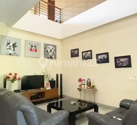 (Quick Sale) Ratnasasih House, Bandung, Lake View, 2 Floors, Bonus Furniture (negotiable)