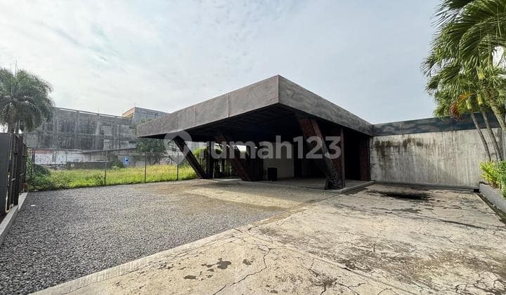 (fast Sale) Ruang Usaha Mainroad Sudirman , Bandung, Pusat Kota Dan Luas, Cocok Untuk Semua Usaha, Dan Strategis (nego)