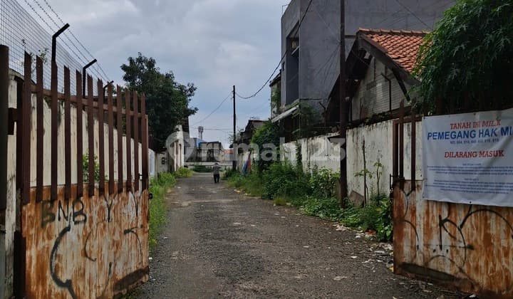 Dijual Gudang Ciracas Jakarta Timur