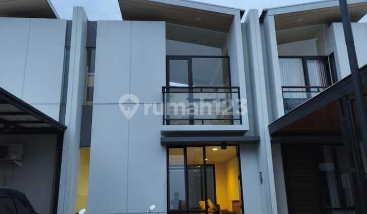 Dijual atau di oper credit rumah Cendana Essence West