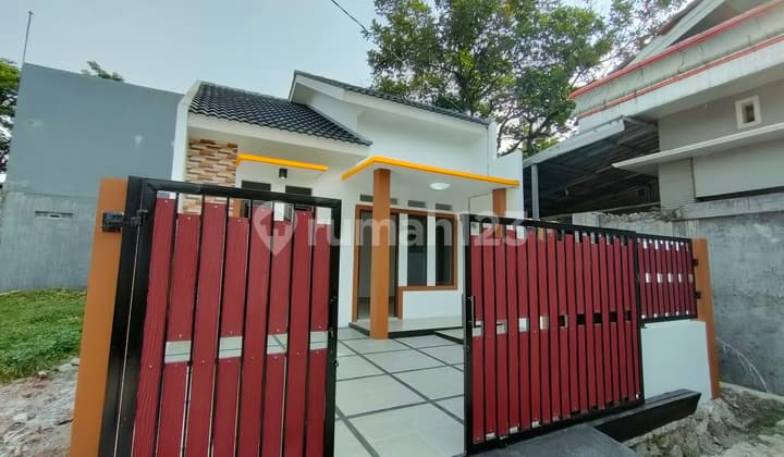 RUMAH MURAH BEBAS BANJIR SIAP HUNI LOKASI STRATEGIS DI SENOPATI