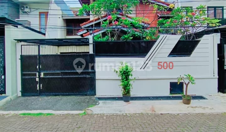 Rumah Sewa 2 Lantai Di Lbk Bulus Dlm Kompleks
