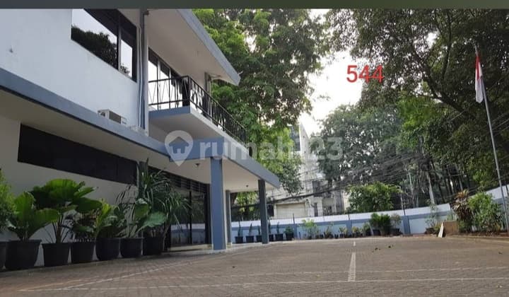 Disewa Ruang Kantor 2 Lantai Di Kebayoran Baru Luas