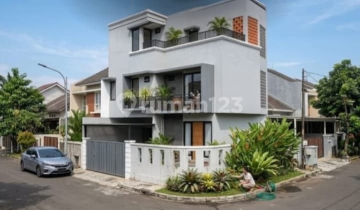 Rumah Jual 3Lt di Cipete 80% On Progress Dkt MRT