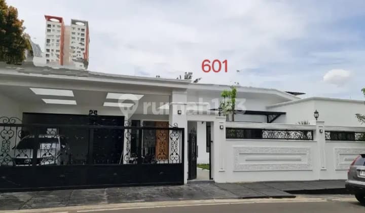 Dijual Rumah di Wijayakusuma Cilandak Brand New Semi Furnish Bagus Lokasi Strategis