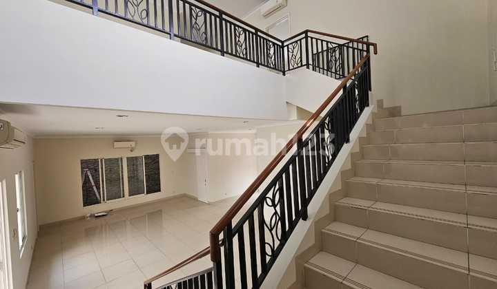 Rumah 2 Lantai Siap Huni di Cluster Goldfinch, The Spring – Gading Serpong