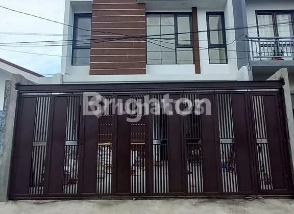 New House 7 Meters Wide Sunrise Garden West Jakarta