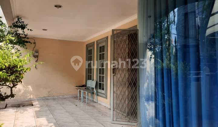 Rumah 2 Lantai Jelambar Murah