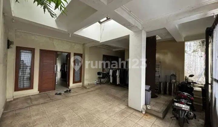 Rumah minimalis cocok untuk di jadikan kost selangkah ke UNPAR