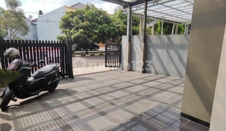 Rumah Minimalis Modern 2 Lantai di Mekar Wangi
