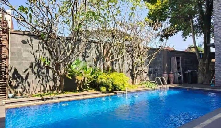 Rumah luxury minimalis modern di dekat griya buah batu