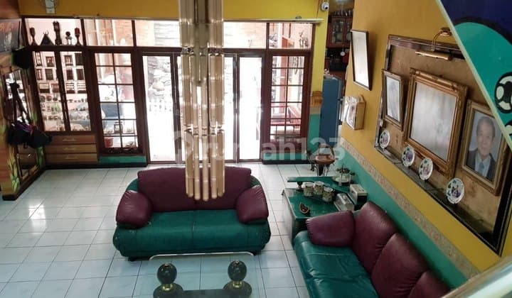 Rumah Lama Hitung Tanah Saja Murah di Batununggal
