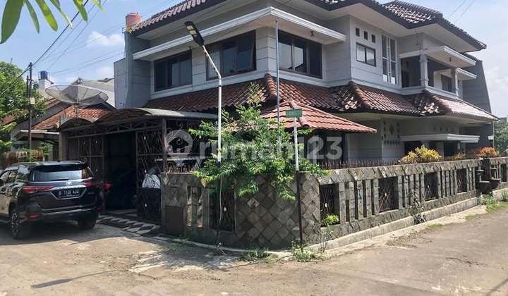 Rumah Minimalis Modern Siap Huni di Turangga