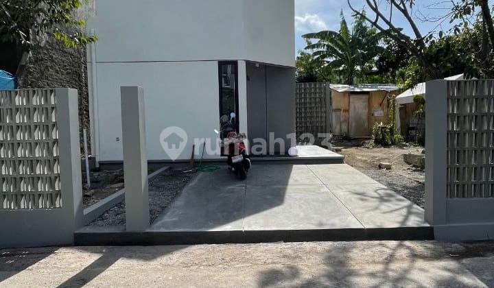 Rumah Minimalis Modern Baru di Antapani