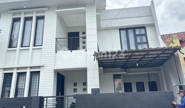 Rumah Minimalis Modern Full Furnished di Kiarasari Buah Batu
