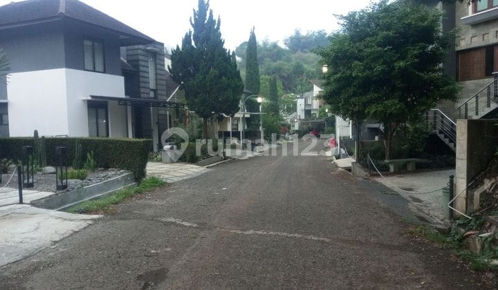 Tanah Kavling Lokasi Strategis di Komplek Dago Pakar