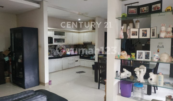 Rumah Tinggal 2Lt, di Pusat Kota Bandung