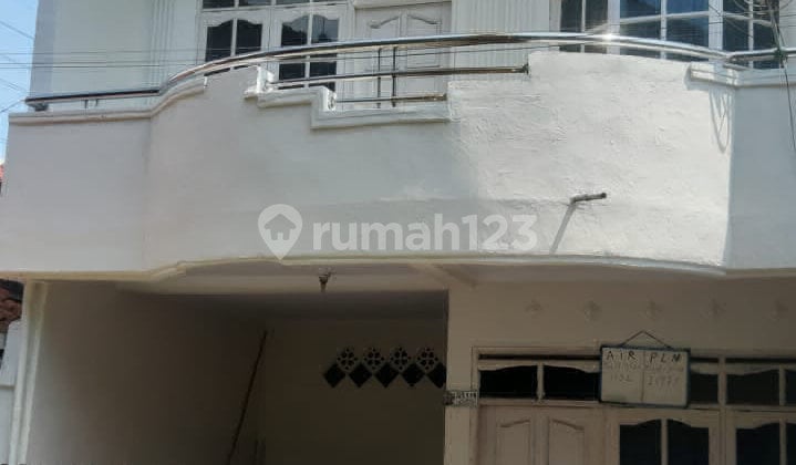 3-Bedroom Strategic House in Cijerah Near School
