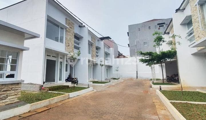 Brand New House in the D'Alikha Residence Cluster