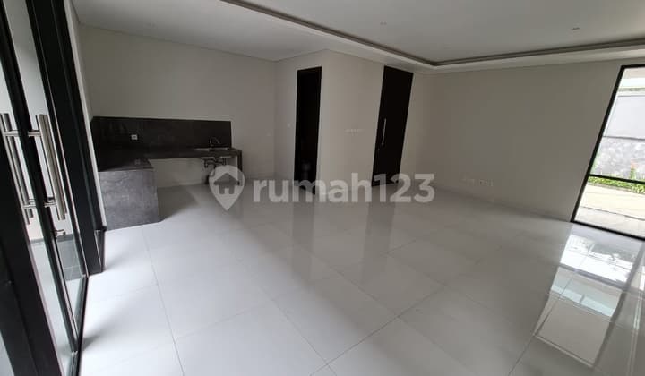 Last Unit Rumah Lux Baru Istana Regency 1