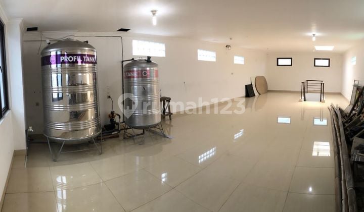 Ruko 5 Lantai Jl Abc Sayap Banceuy