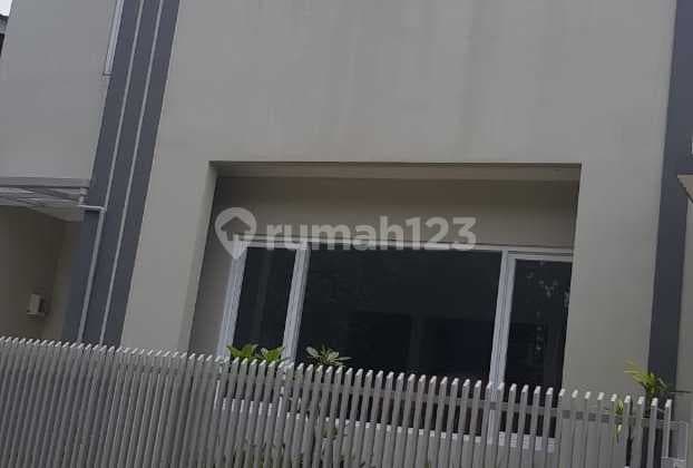 Sayap Setiabudi, Dkt Rumah Guguk
