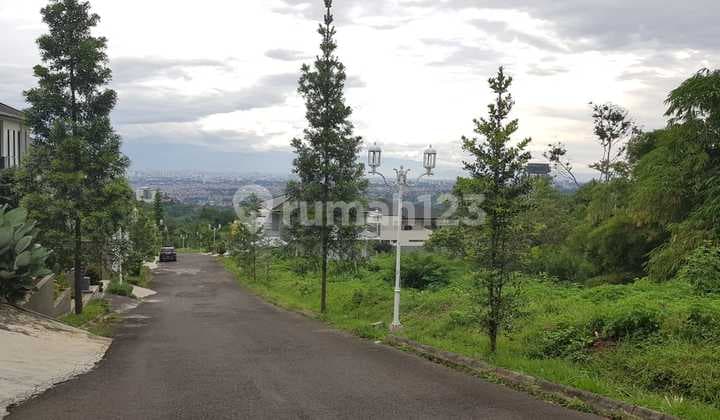 Tanah Dago Pakar Resor View Golf Bandung