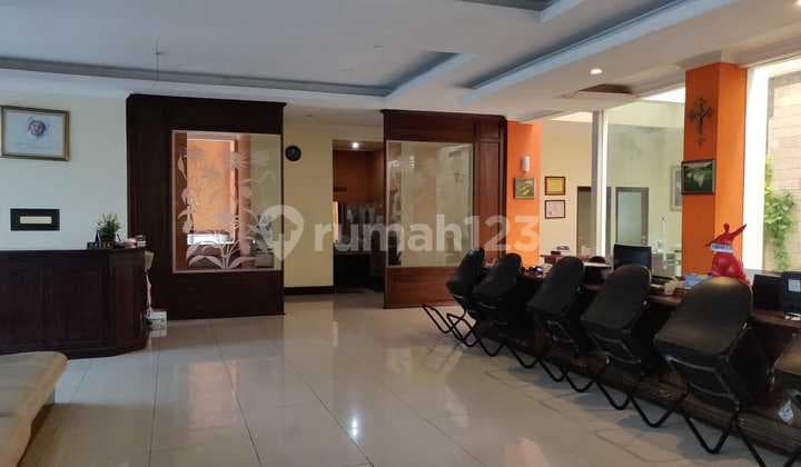 Rumah Dan Klinik 3 Lantai Jl Supratman