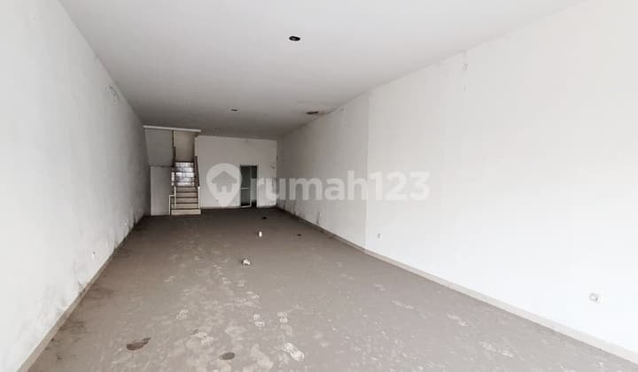 3-Storey Shop House on Gatot Subroto Main Road