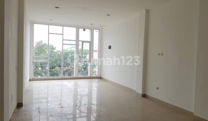 Ruko 3,5 Lantai Bagus Surya Sumantri, Bandung Mainroad