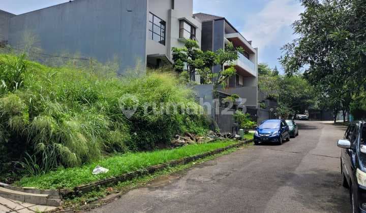 Kavling Bentuk Kotak di Setra Duta Lingkungan Asri