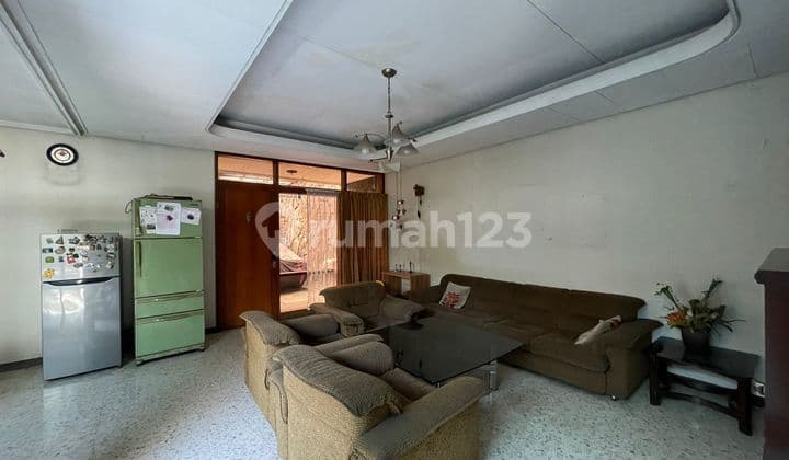 Nice House in Sayap Riau, Bandung