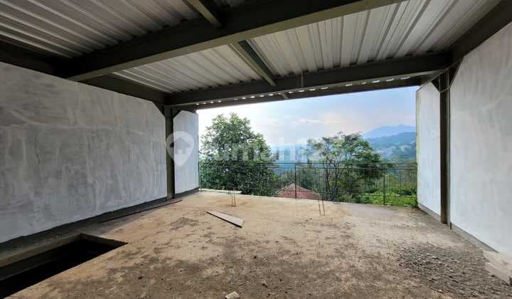 Ruang Usaha Punclut, Ciumbuleuit Atas