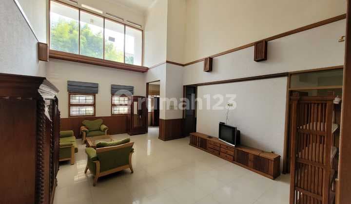 Turun Harga! Rumah 2 Lantai Bagus Setra Indah, Sayap Pasteur