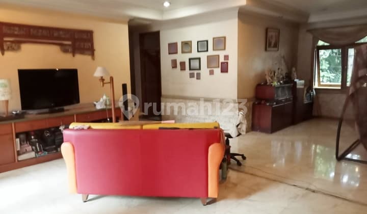 Rumah 2 Lantai Jl Banteng, Sayap Pelajar Pejuang