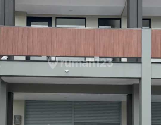 Good Shop House in the New City of Parahyangan Sasakirana
